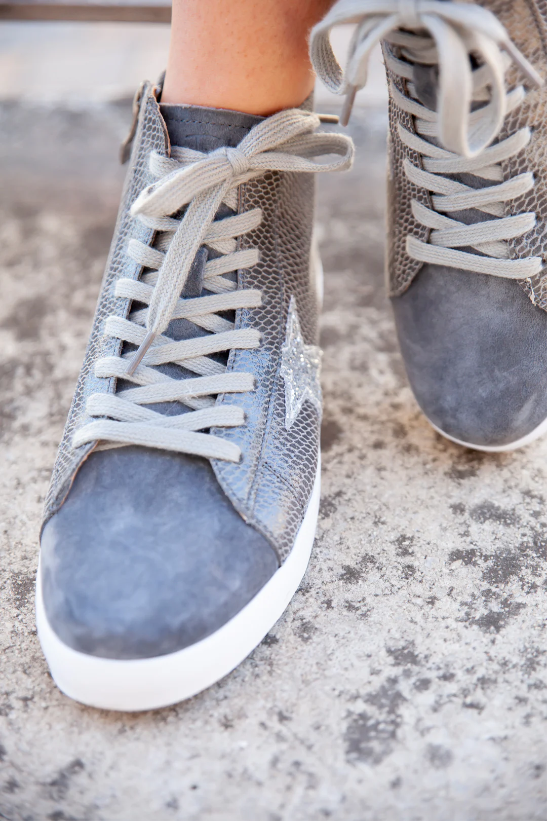 Blayke Grey Snake + Glitter - Image 9
