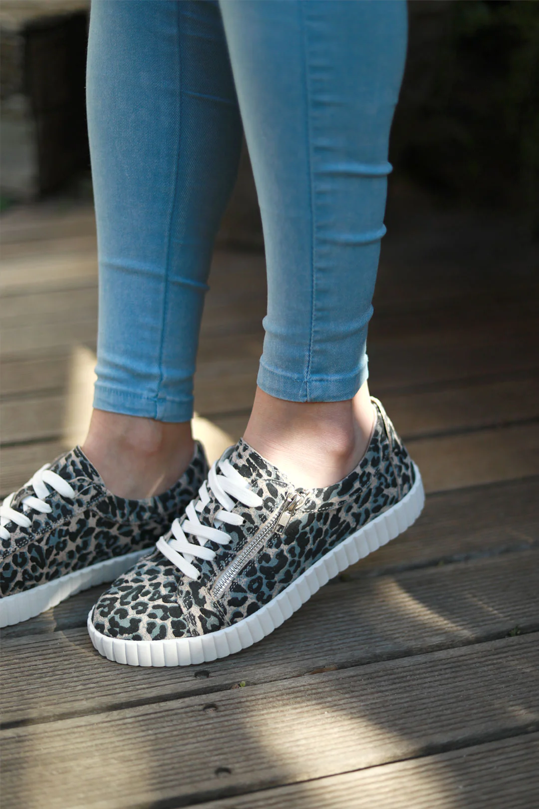 Callie Grey Leopard - Image 8