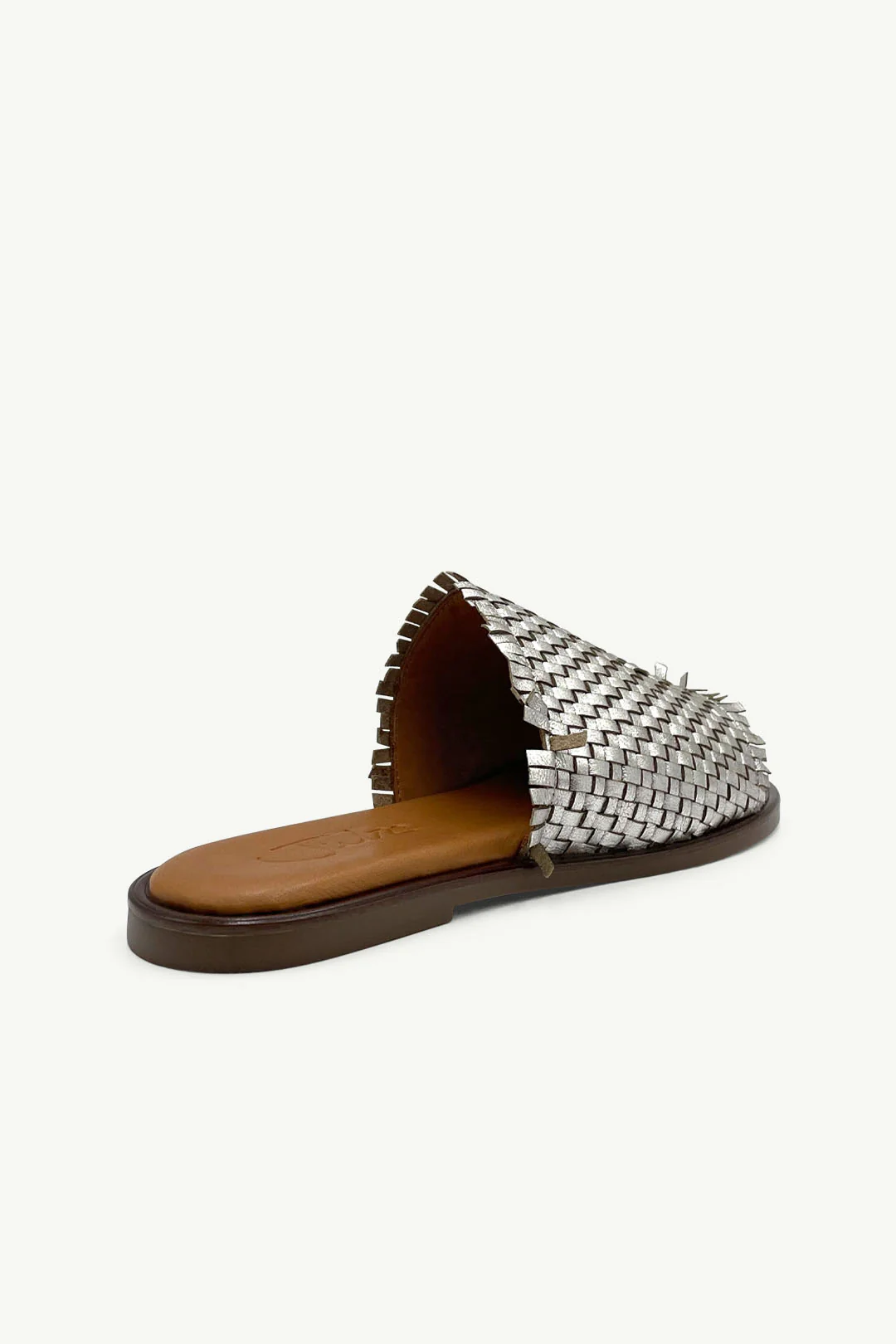 Cyrus Metallic Silver - Image 3