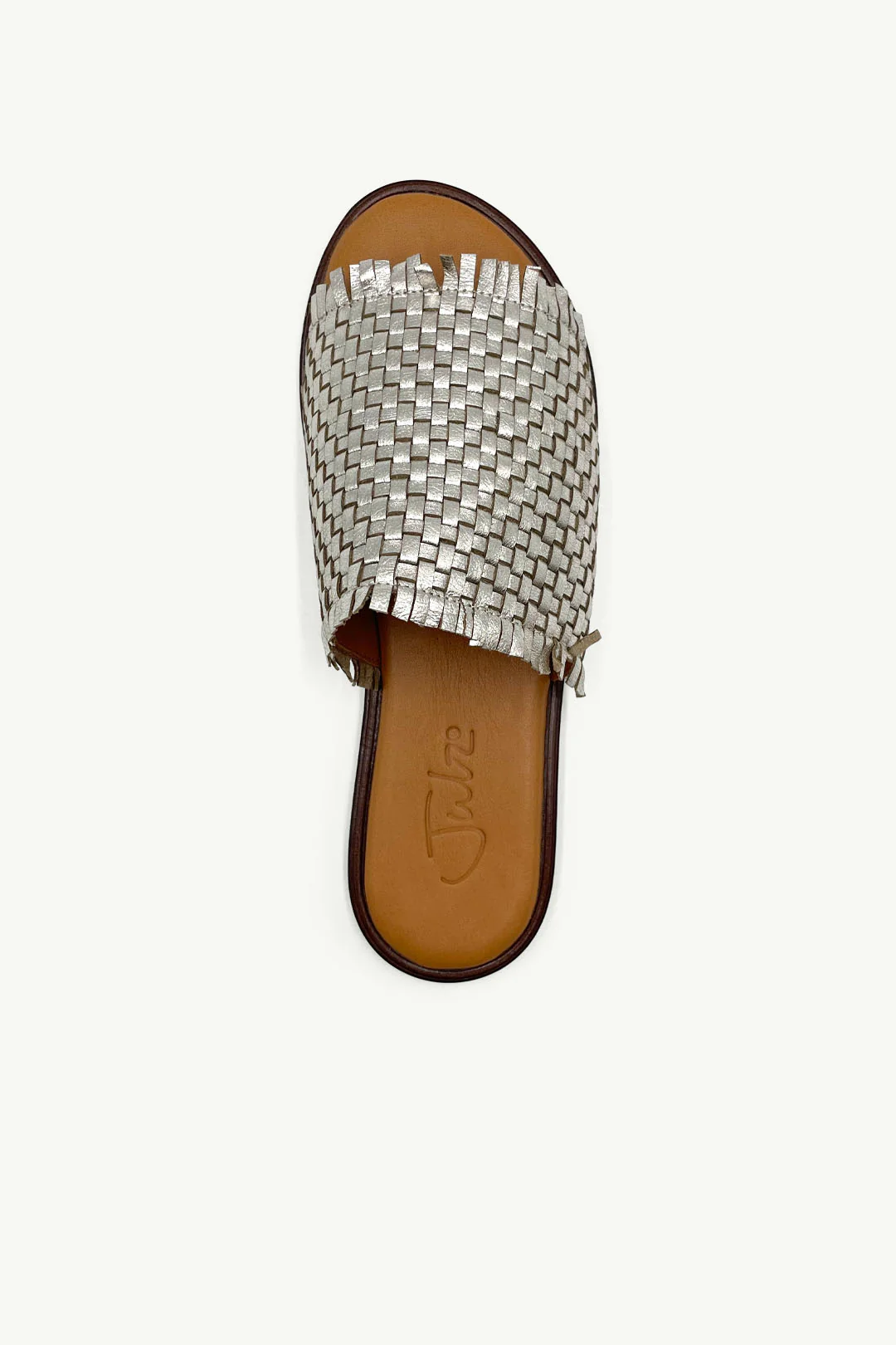 Cyrus Metallic Silver - Image 4