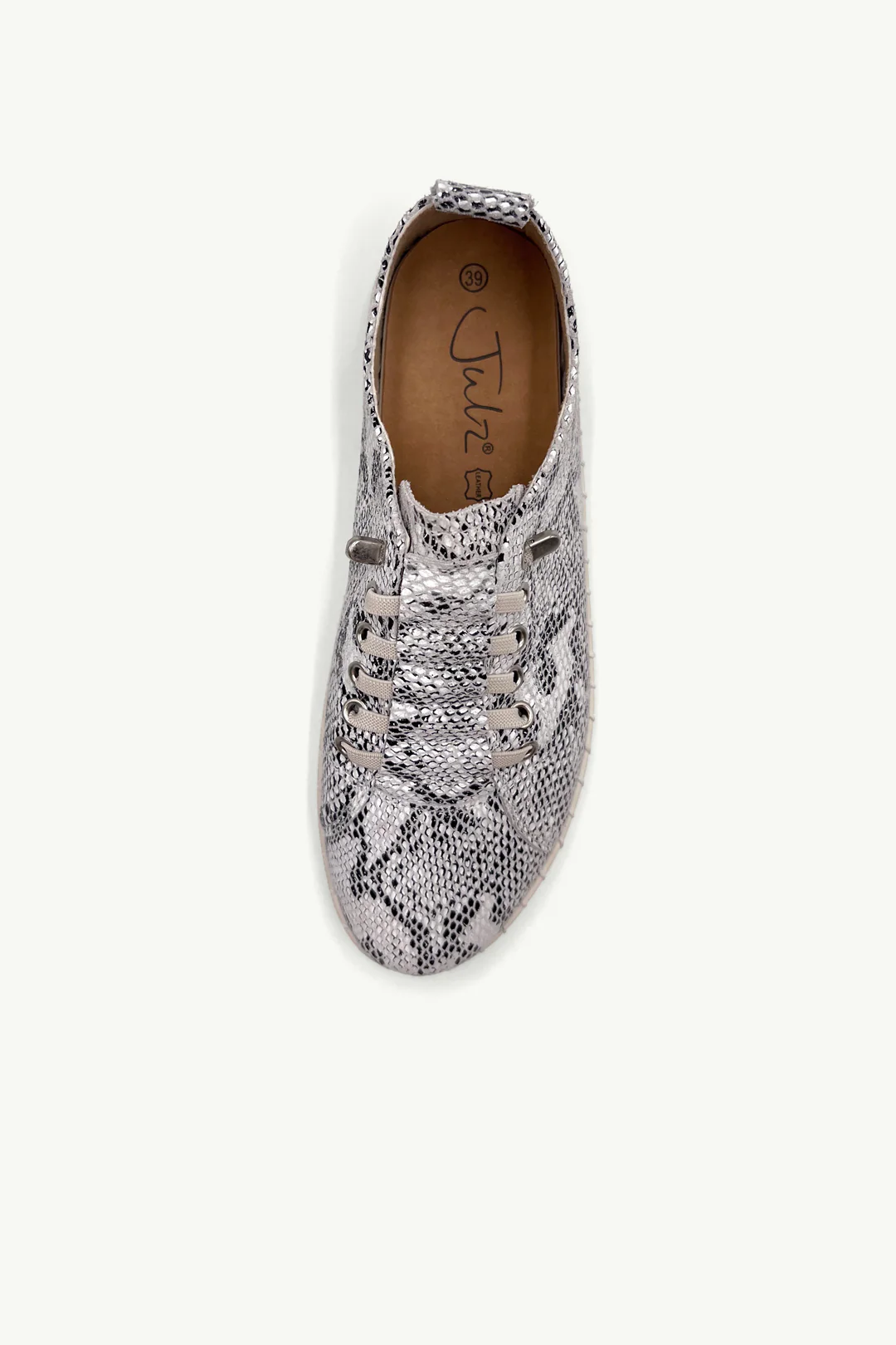 Gina Snake - Image 3