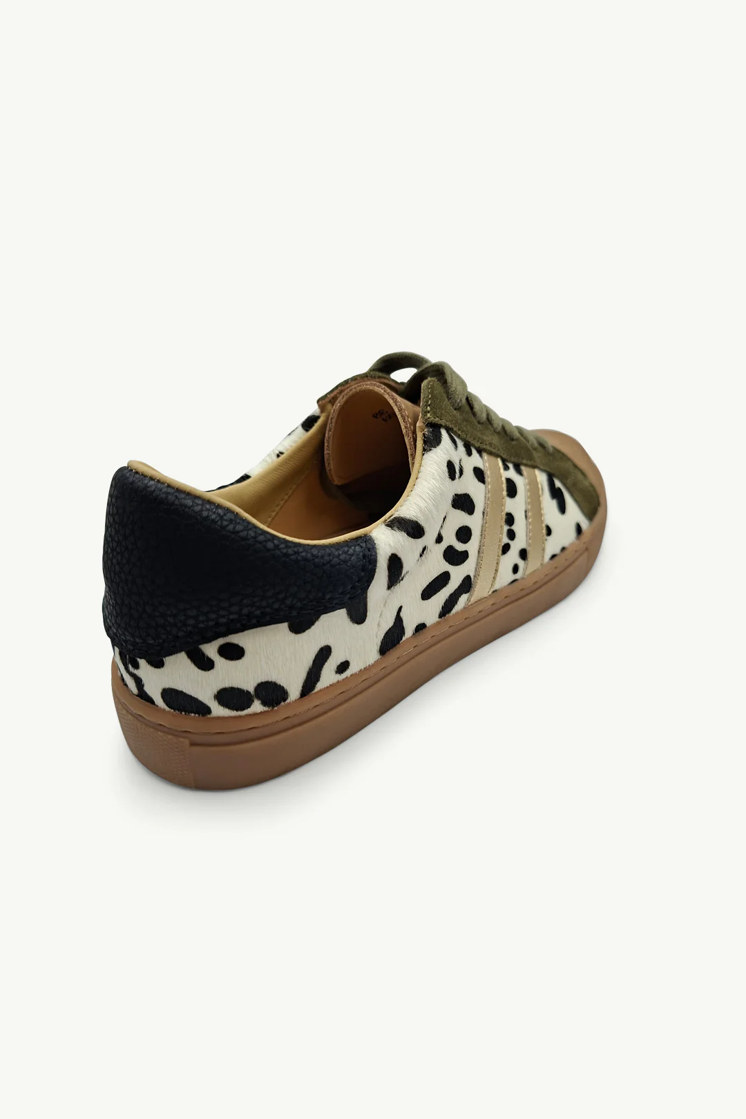 Palmero White + Black Animal - Image 3
