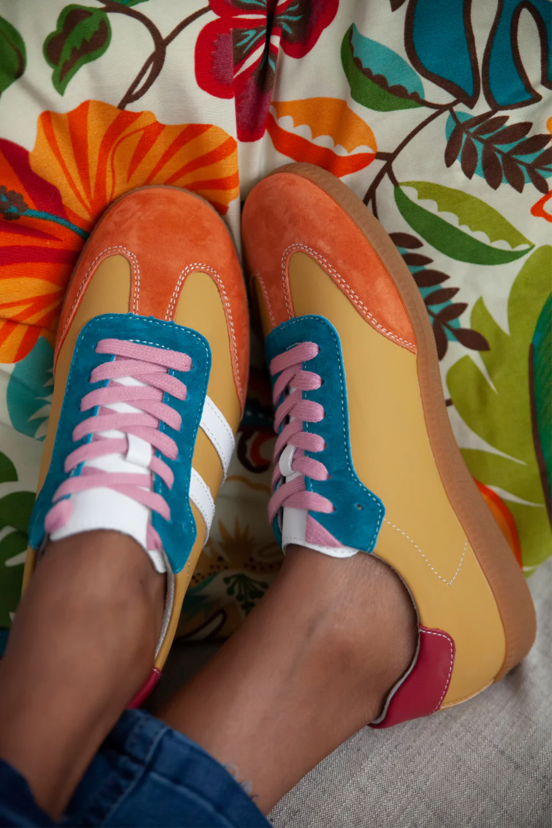 Shiloh Amber, Orange, White + Blue - Image 9