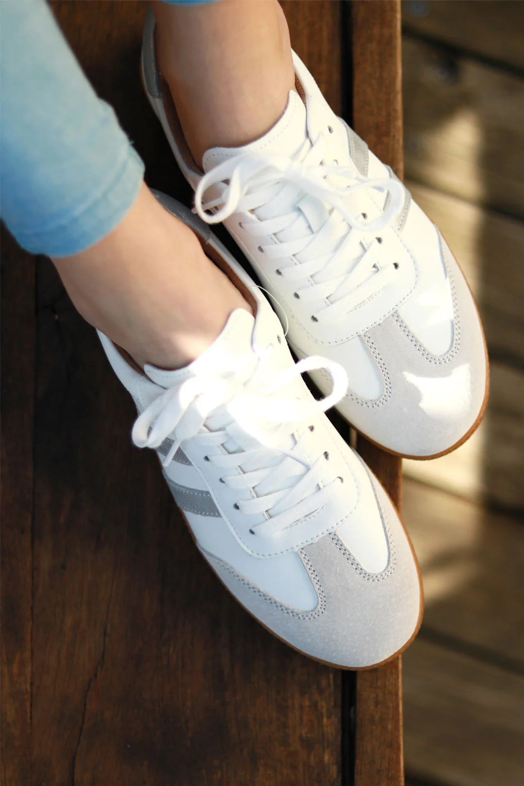 Shiloh White, Beige + Grey - Image 8