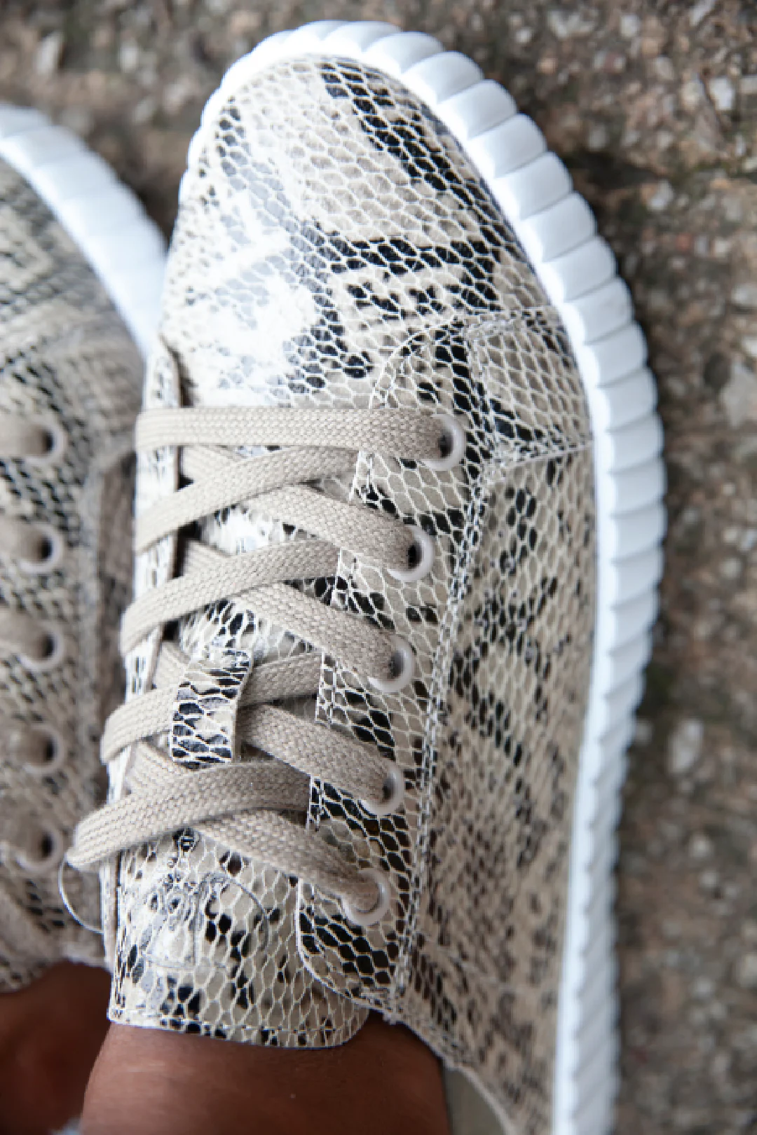 Valentina Beige Snake - Image 9