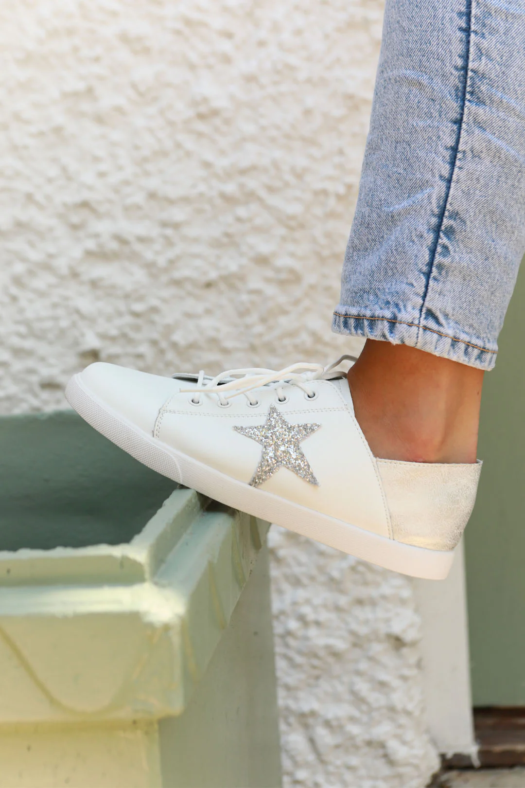 Vicki™ White + Glitter Star - Image 5