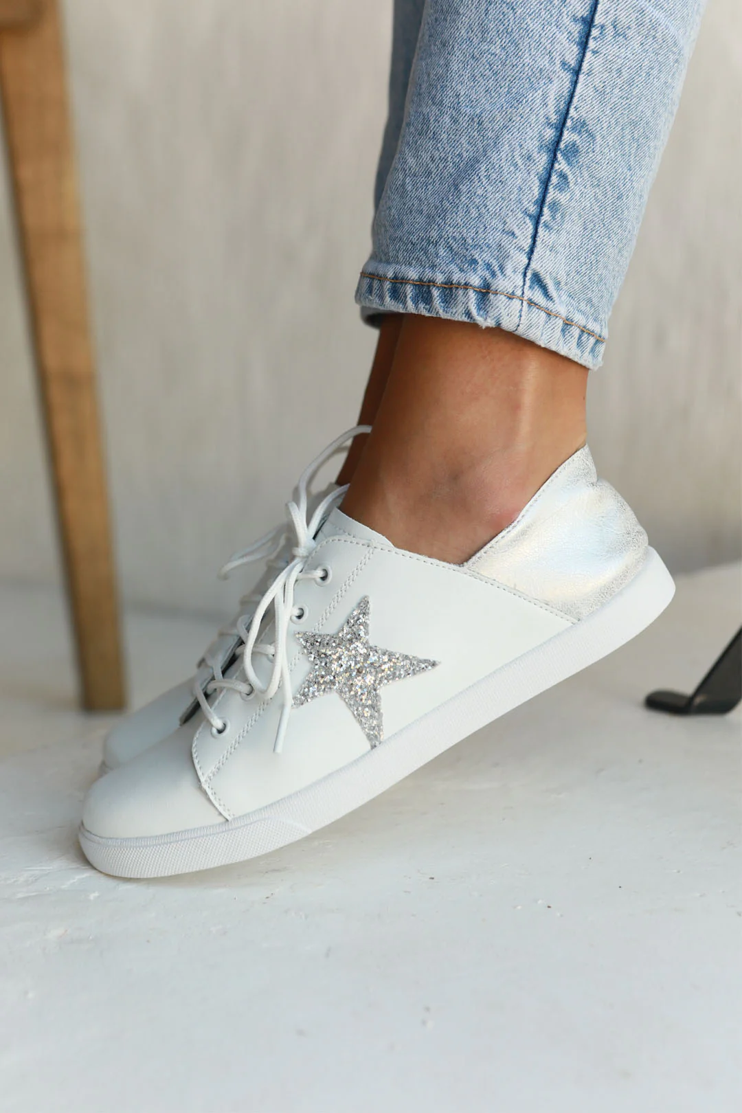 Vicki™ White + Glitter Star - Image 6