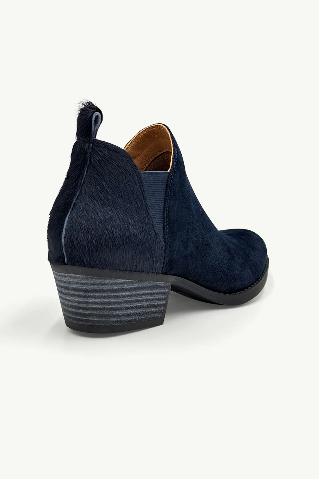Yara Navy Suede - Image 3